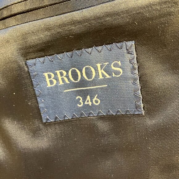 Brooks Brothers "346" Worsted Wool Navy Pinstripe Suit 42R - Picture 4 of 16